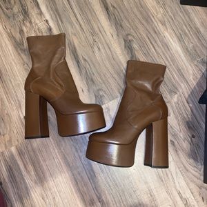 Saint Laurent Billy Platform Boots